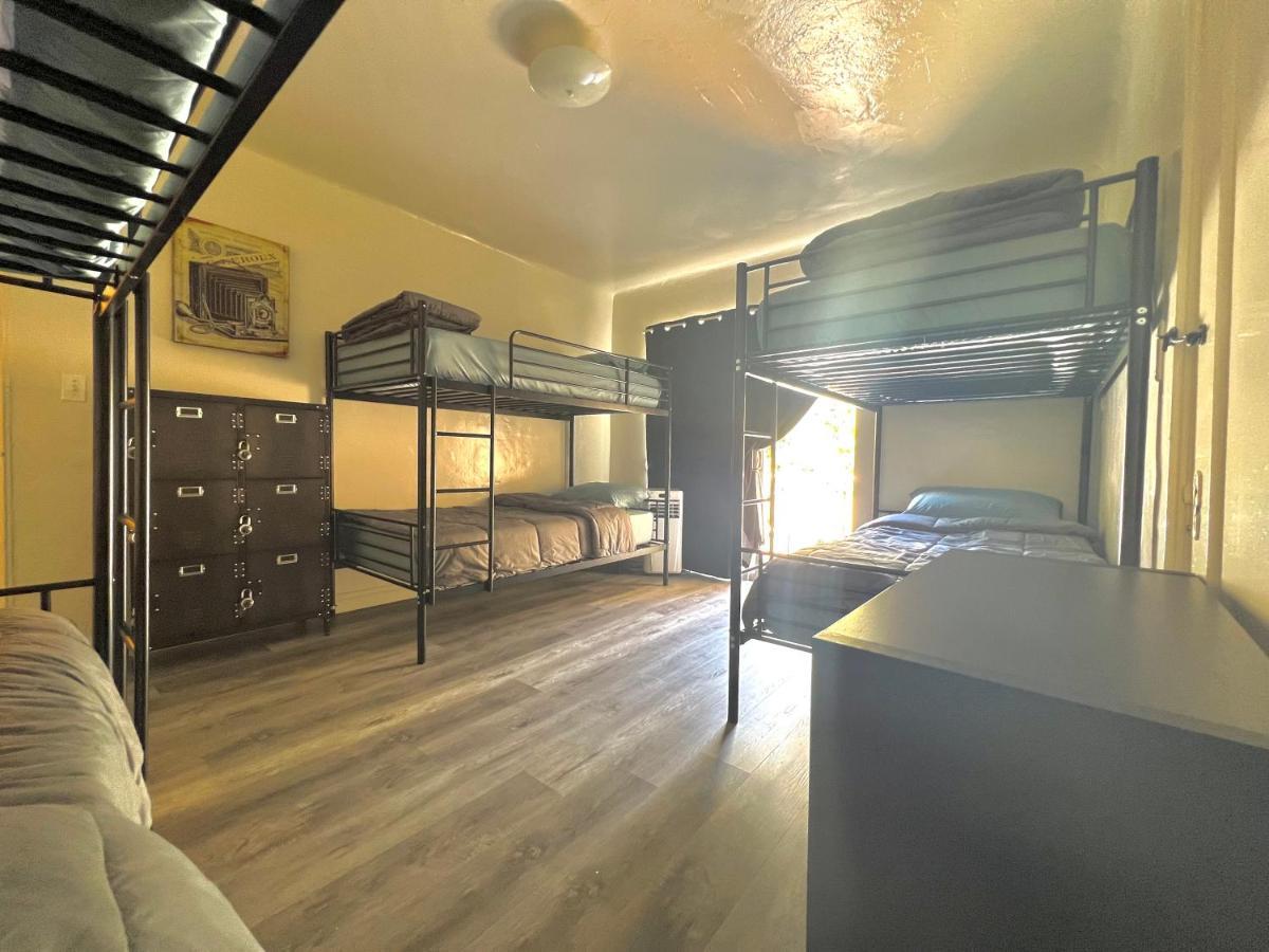 Westwood/ Brentwood/Santa Monica/Ucla Hostel ลอสแอนเจลิส ภายนอก รูปภาพ